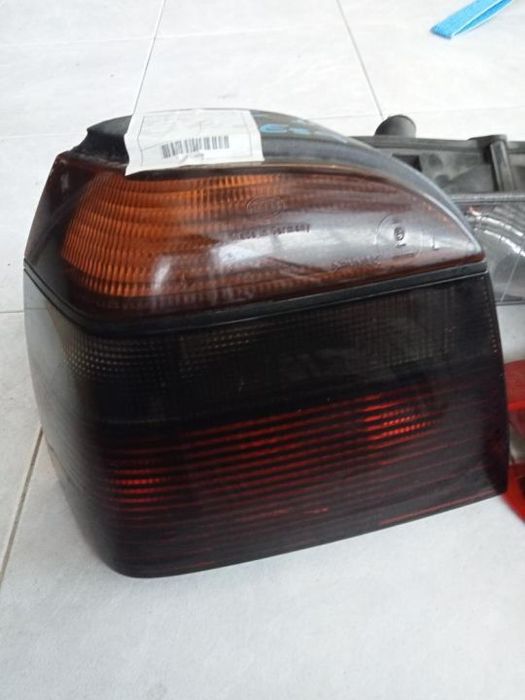 Farolim esquerdo Volkswagen Golf III / 1H6945111B