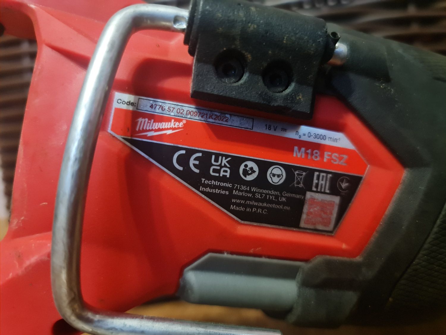 Продам сабельну пилку Milwaukee M18 FSZ