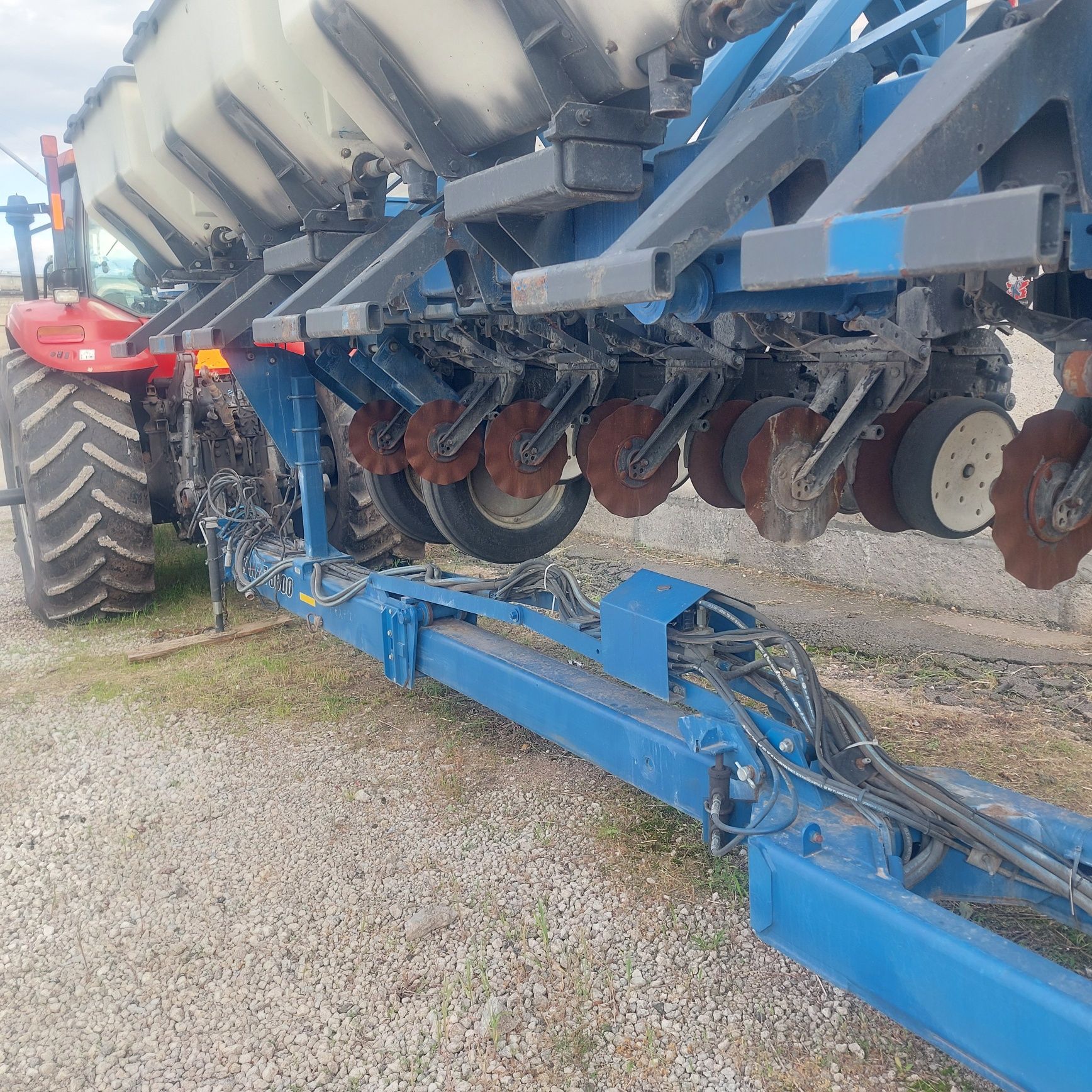 Сівалка сеялка Kinze 3600 2013р з рідкими  та сухими добривами