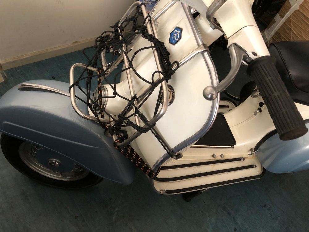 Vespa 180 rally restaurada