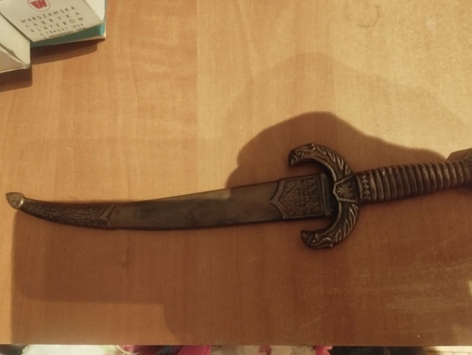 Sztylet do otwierania listów