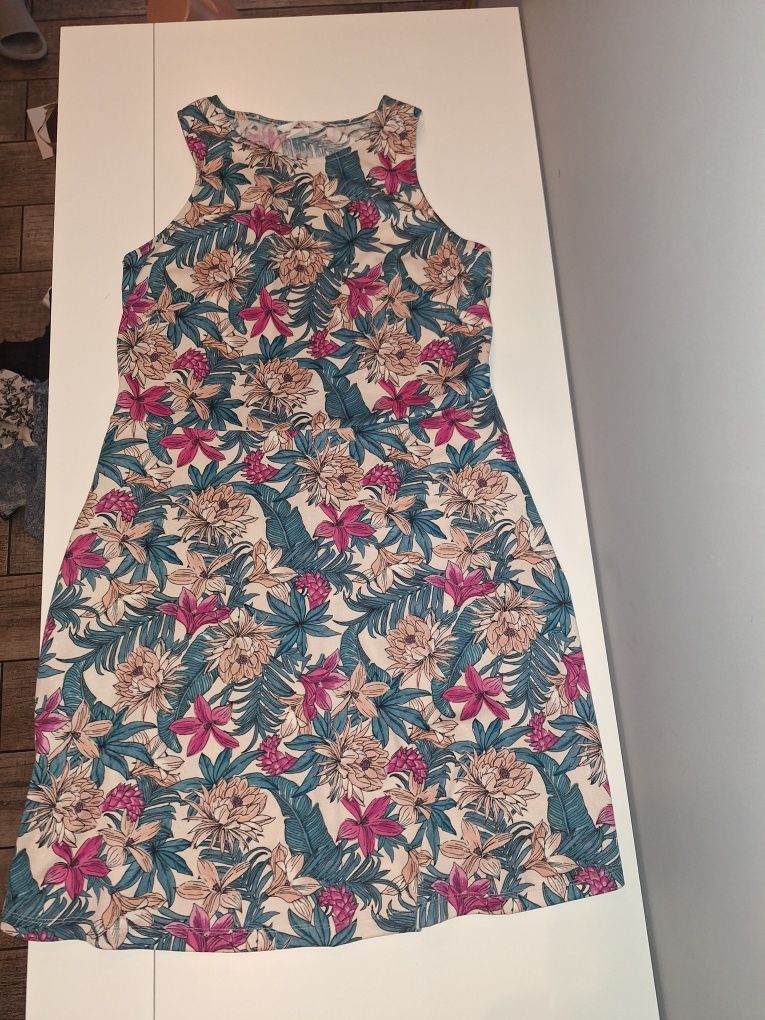 Sukienka w kwiaty na ramiączka H&M L
