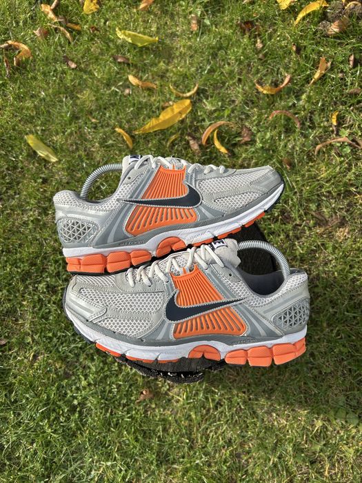 Кросівки Nike Zoom Vomero 5 Platinum Tint Safety Orange