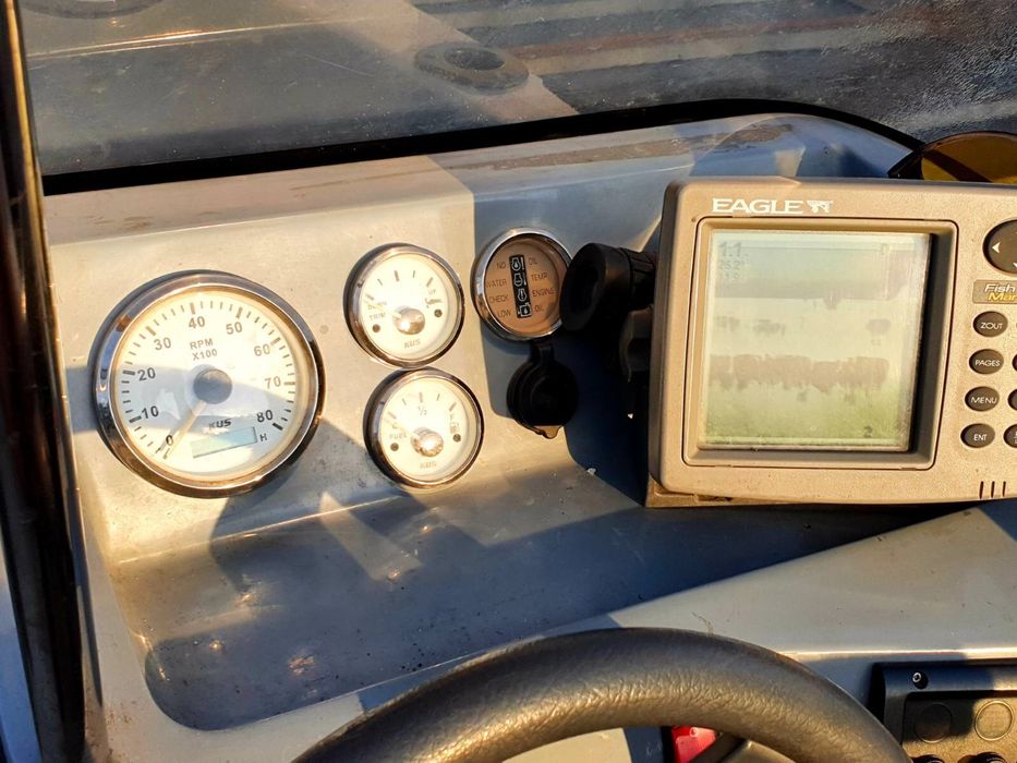 Продам катер F-475