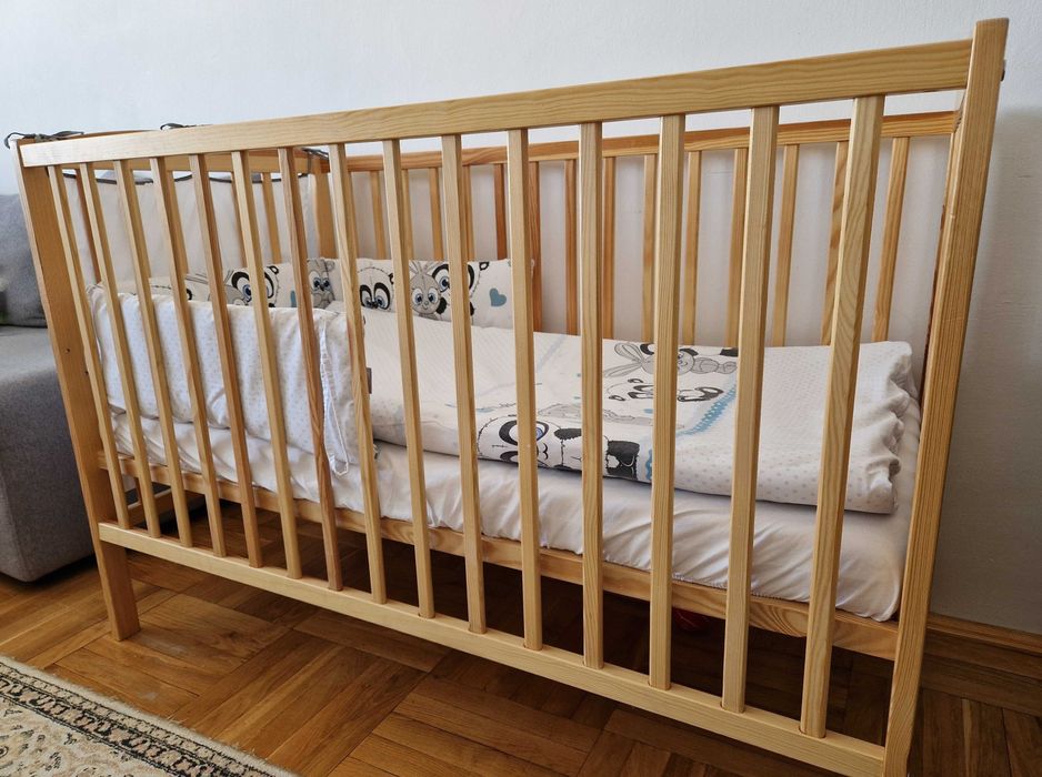 Łóżko kołyska dziecięce (bujane)