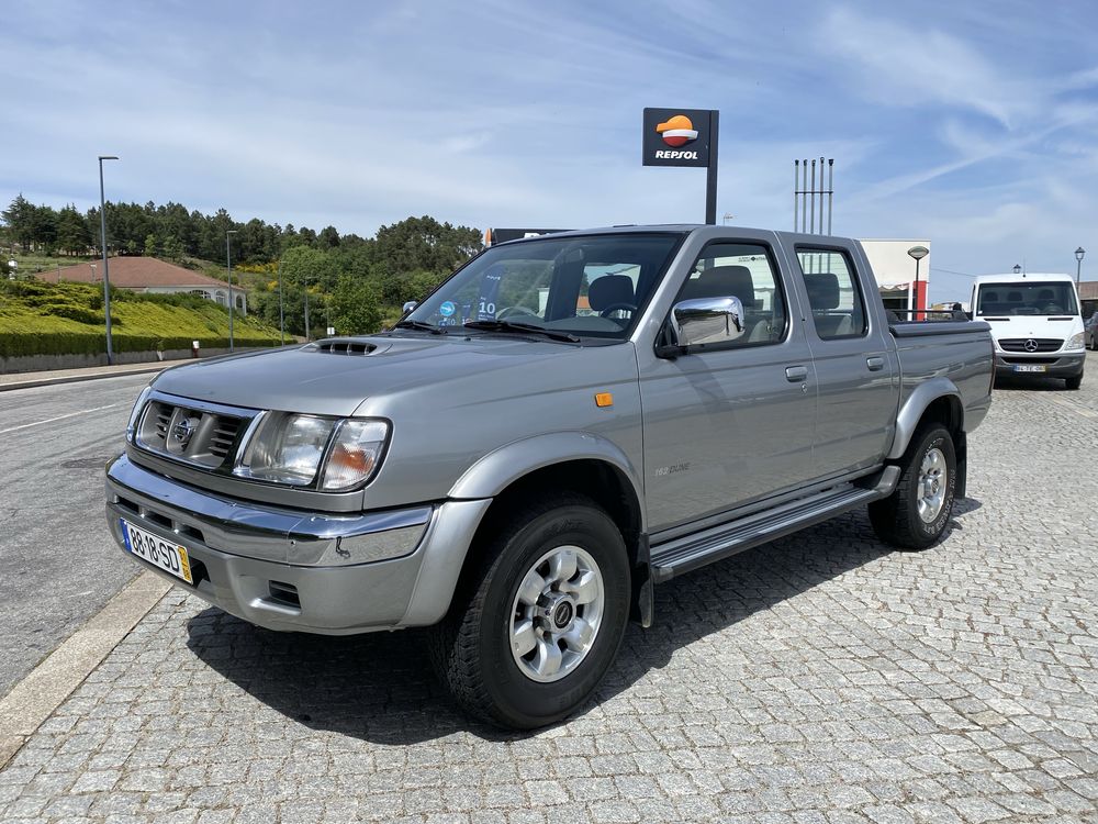Nissan navara 2,5 td