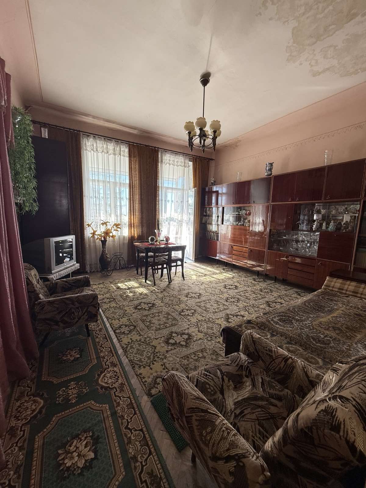 Продаж 2 кім. квартири 70м2, вул.Т.Шевченка, м.Дрогобич