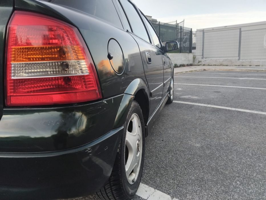 Opel Astra 1.7TD - 99