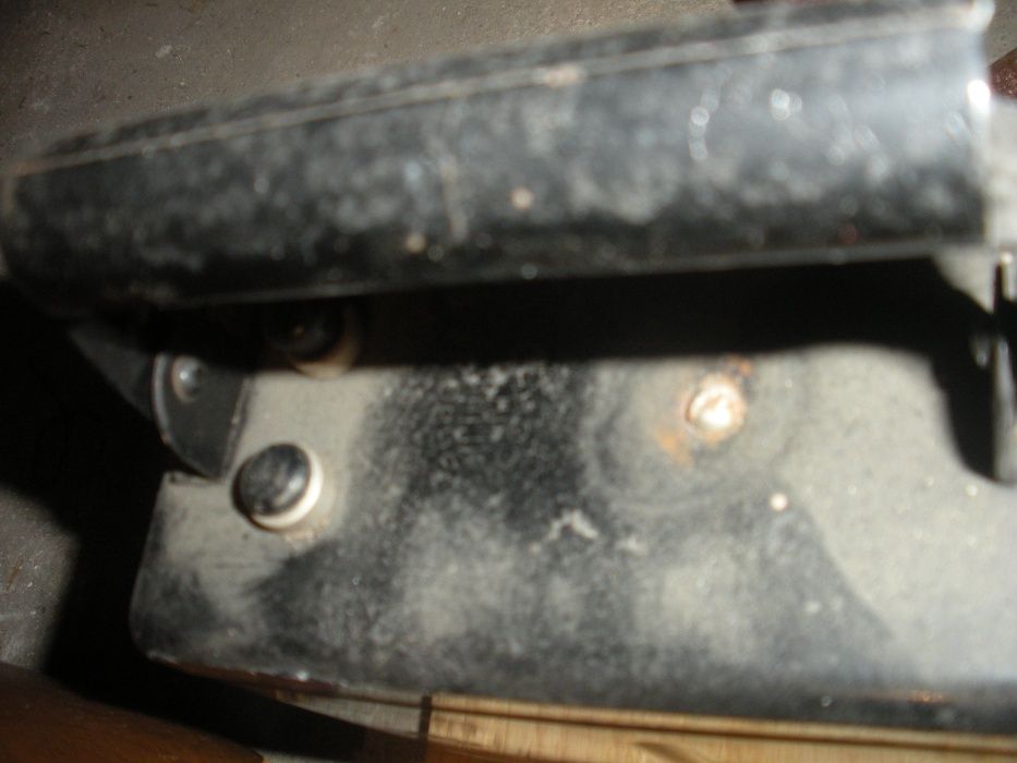 Stara lampa kolejowa albo górnicza PRL