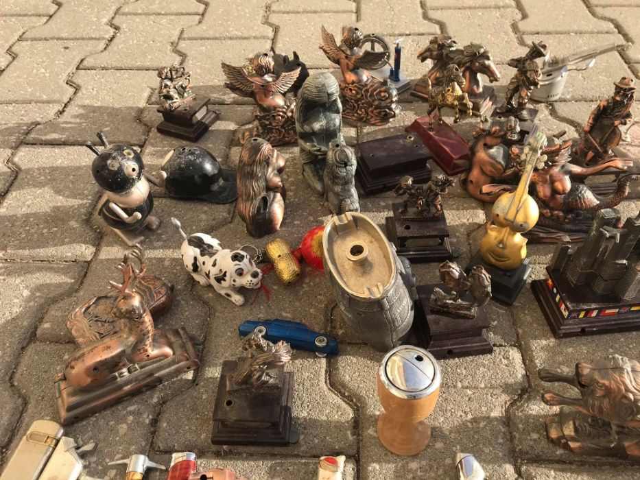 Isqueiros/ porta chaves colecionáveis