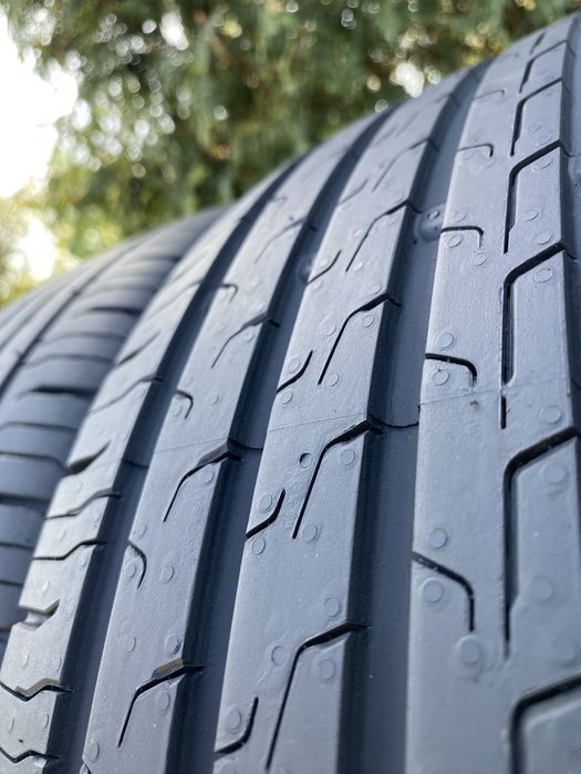 205/45/17 Sprzedam pare opon Continental