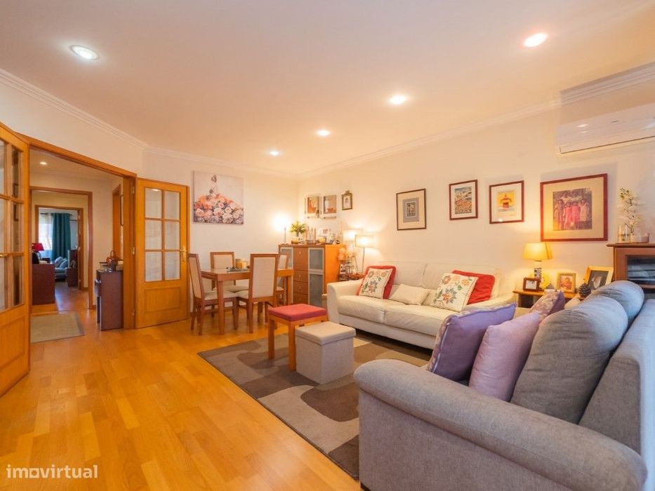 T2 Com Varandas, Suite E Estacionamento Em Campinas