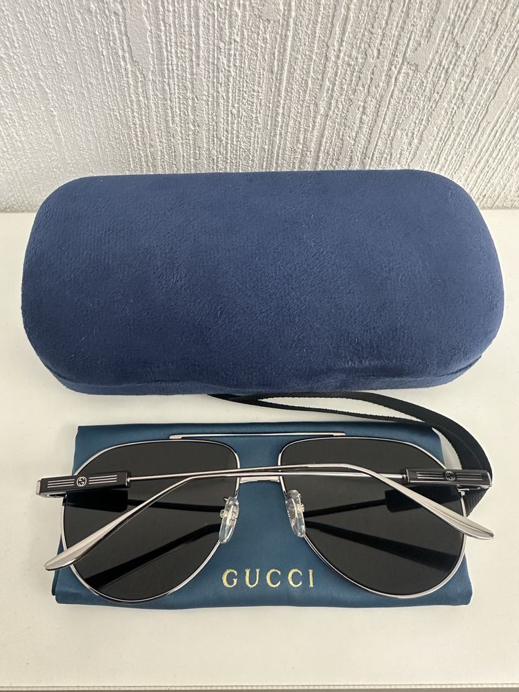 Сонцезахісні окуляри Gucci