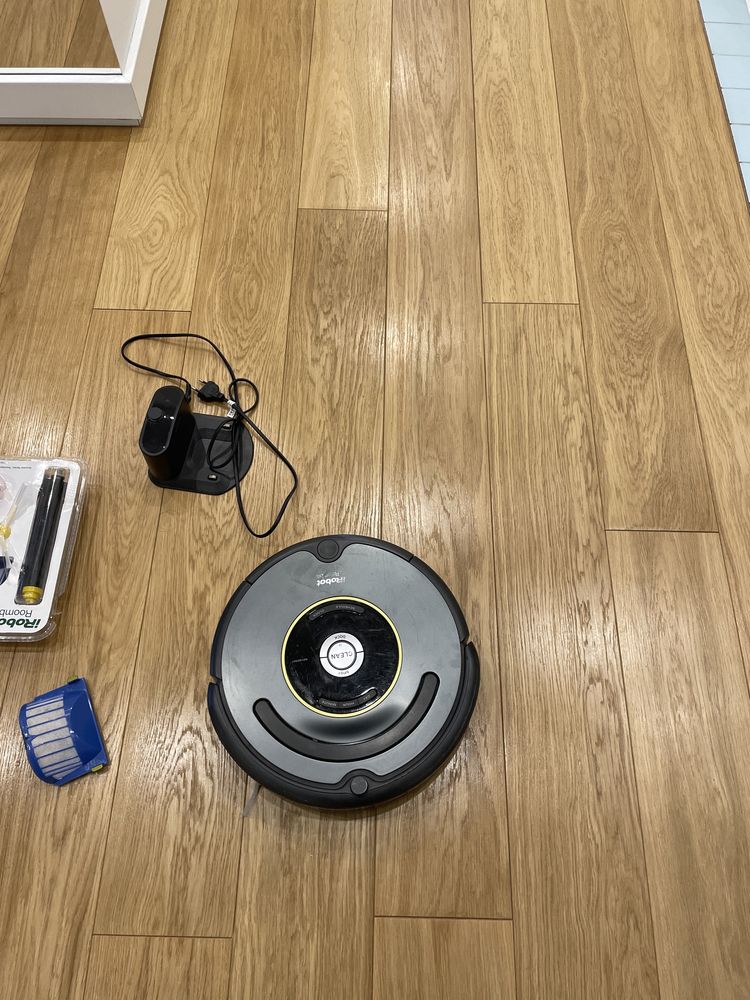 iRobot Roomba 651