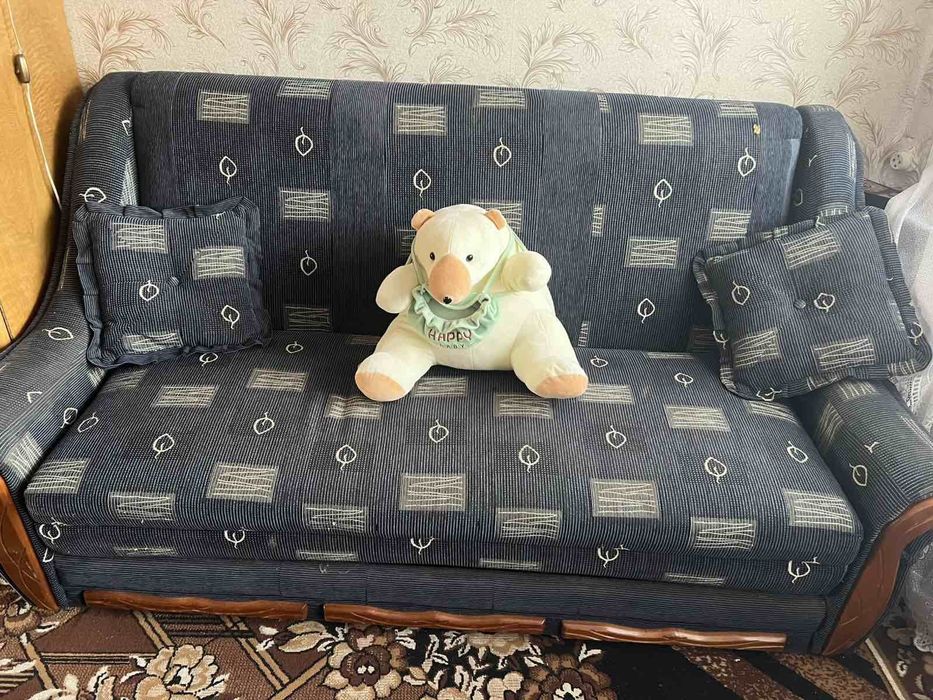Продам диван б/у