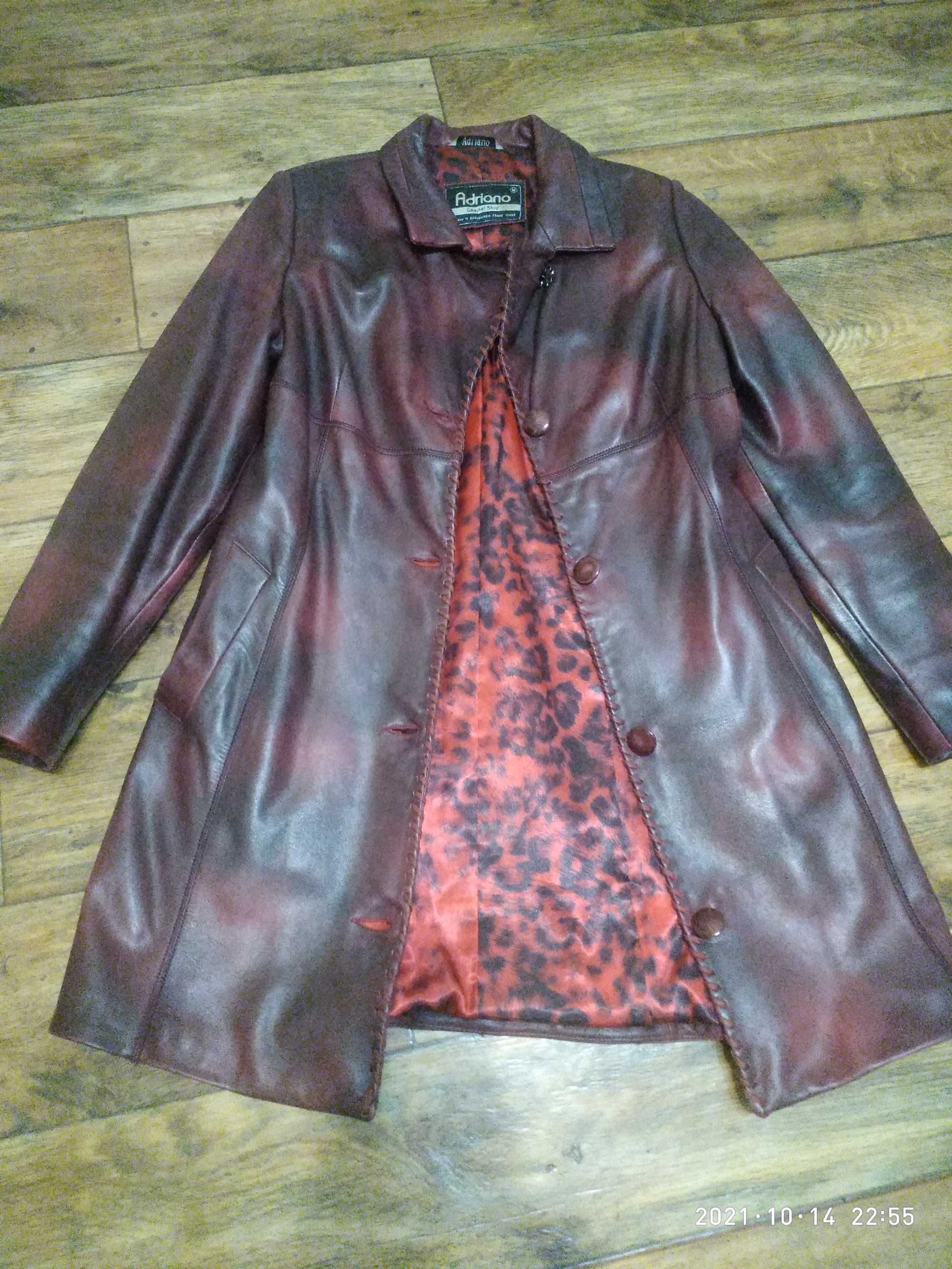 Женская кожаная куртка жакет