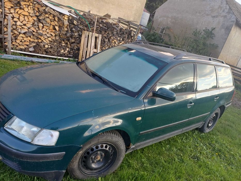 Sprzedam vw passat 1.9tdi 110.1997r.na częsci