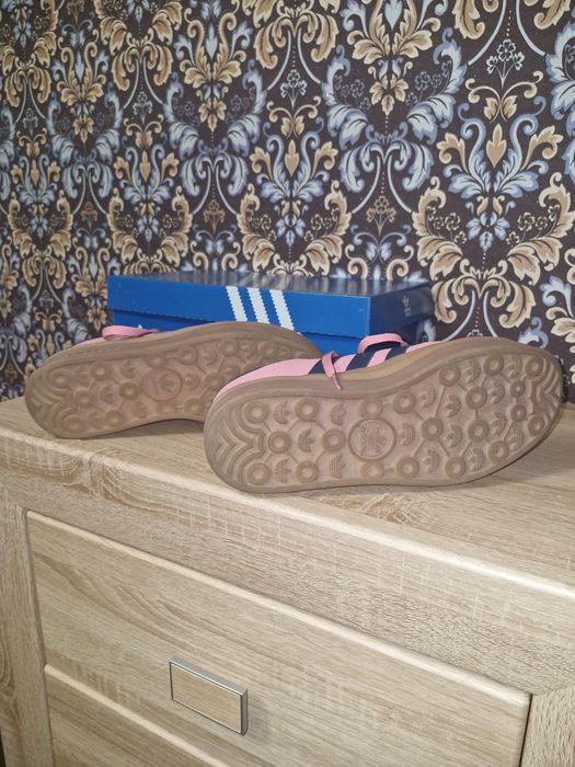 Жіночі кеди Adidas Gazelle