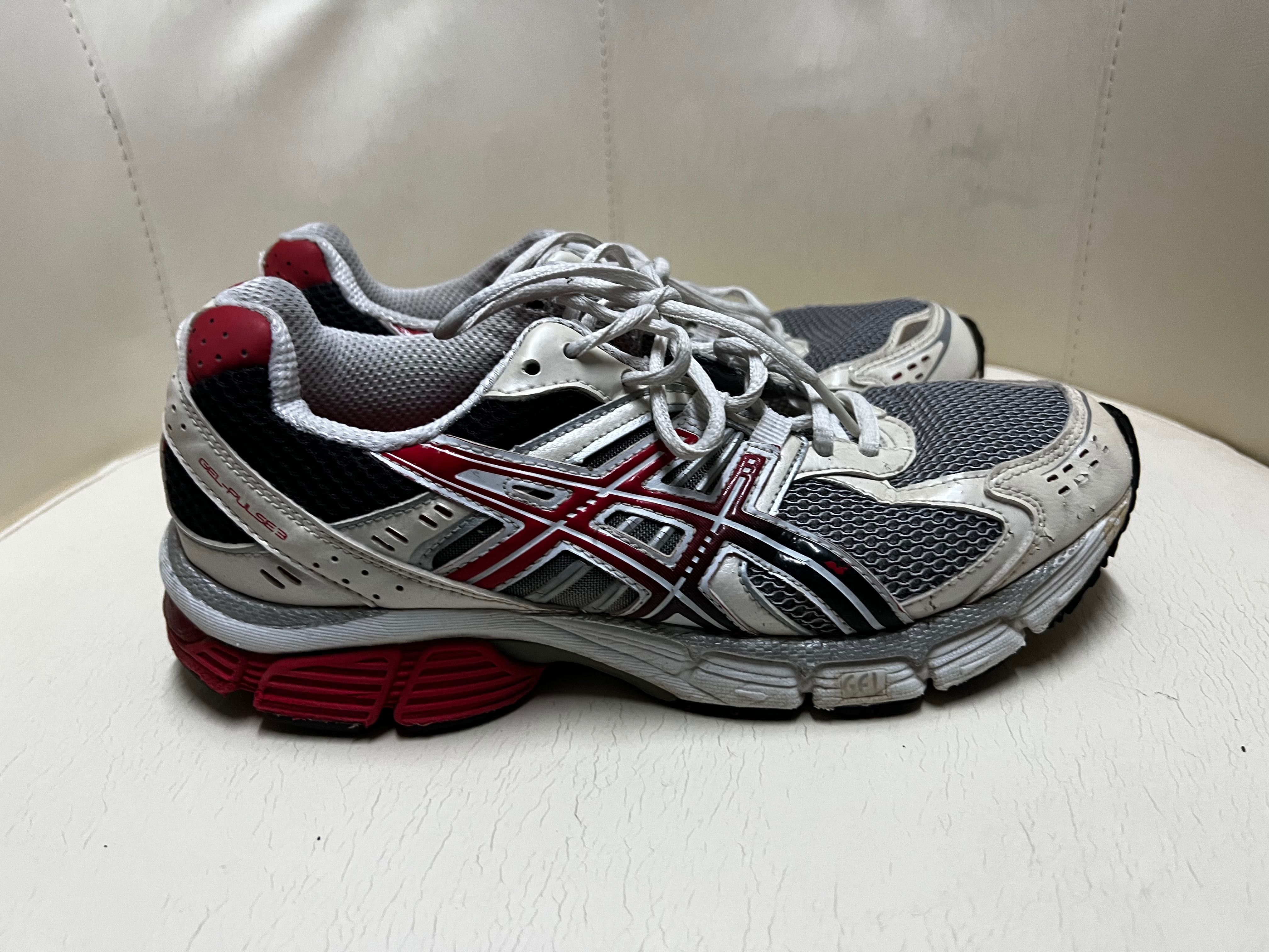 Sapatilhas ASICS de corrida nr:40