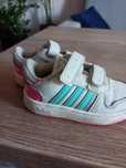 Adidaski dla dziewczynki