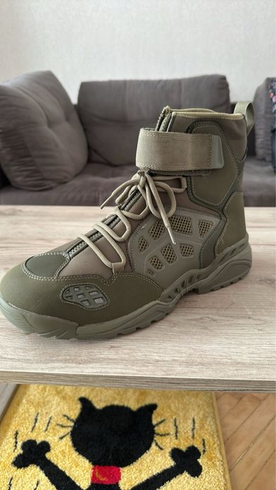 Magnum берці Water Spider Zip and Lace