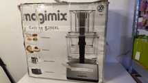 Robot Kuchenny Magimix Cuisine 5200XL System Auto