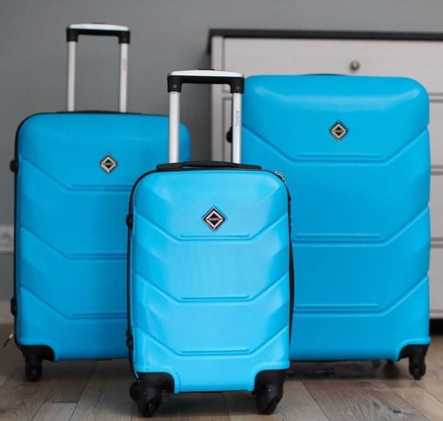 Валіза 3 розміри, сумка, чемодан дорожній на колесах у наявності