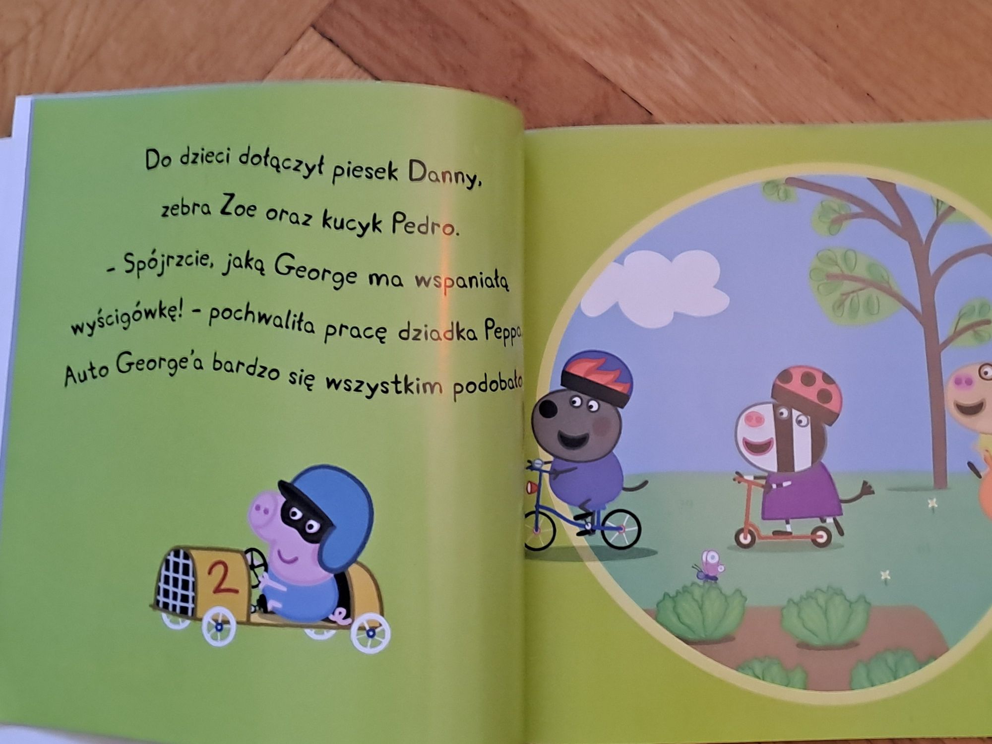 Książeczki Świnka Peppa +płytą DVD z 10 bajkami i naklejkami