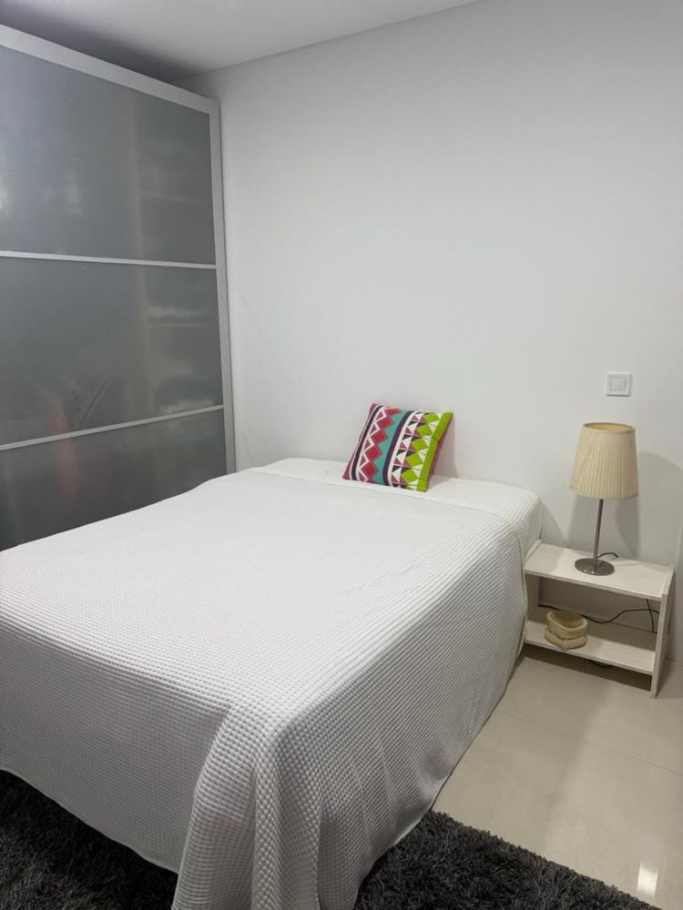 Quarto privado pra arrendar zona cauma