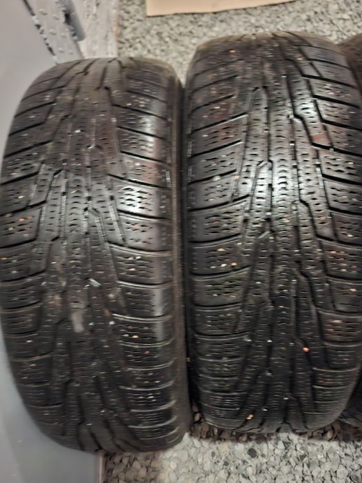 Nokian зимова  r 15 185/65 2 шт.