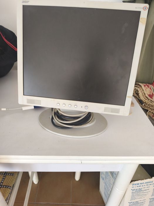 Monitor Acer usado