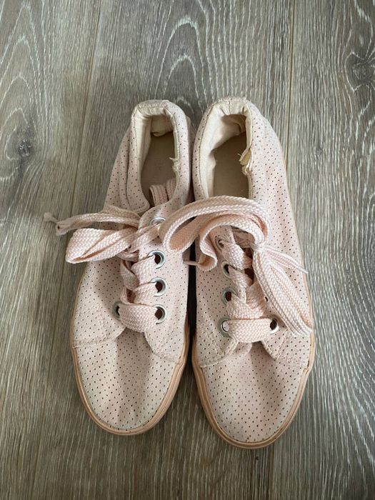 Жіночі кеди