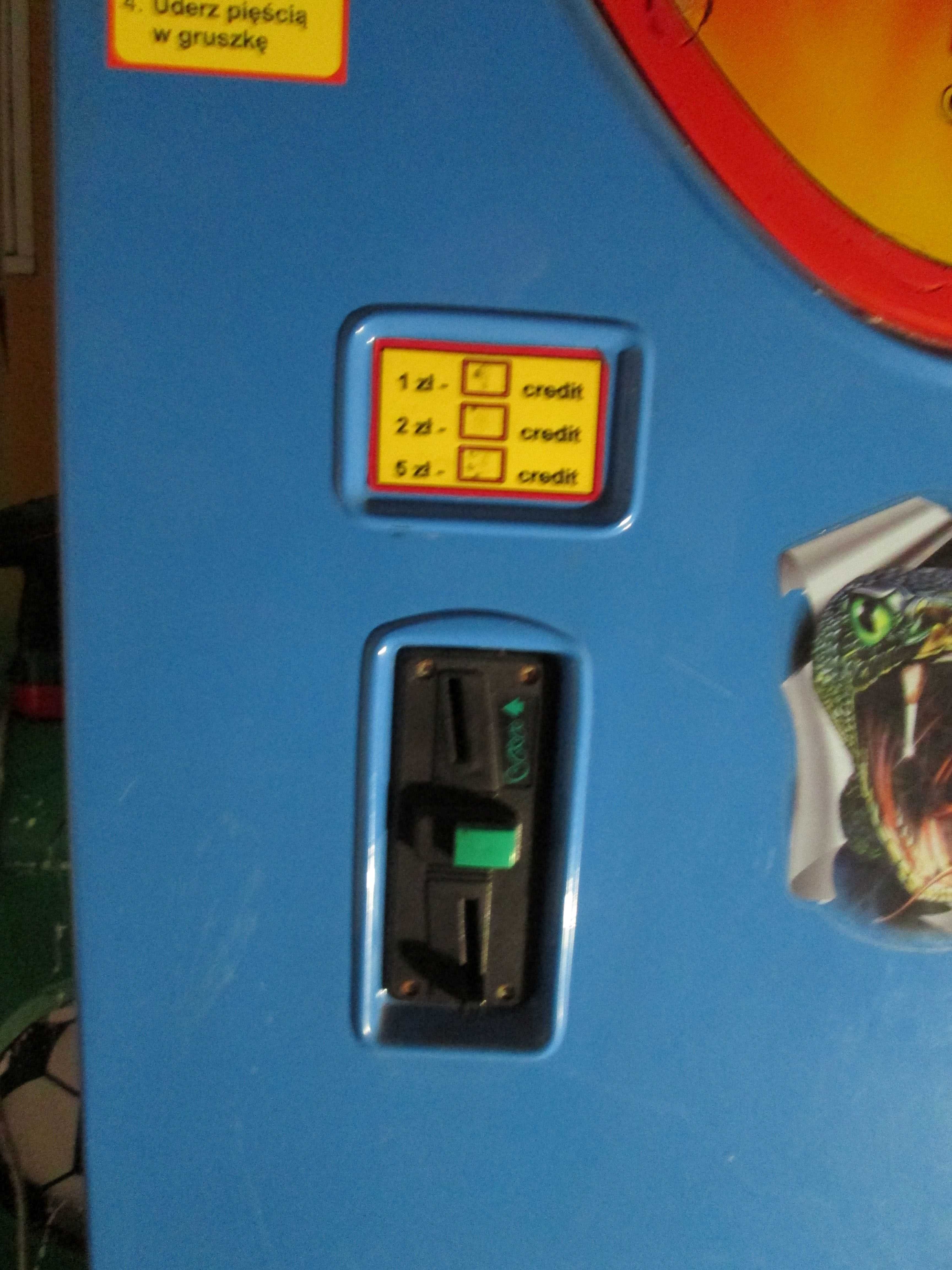 Automat zarobkowy Bokser.