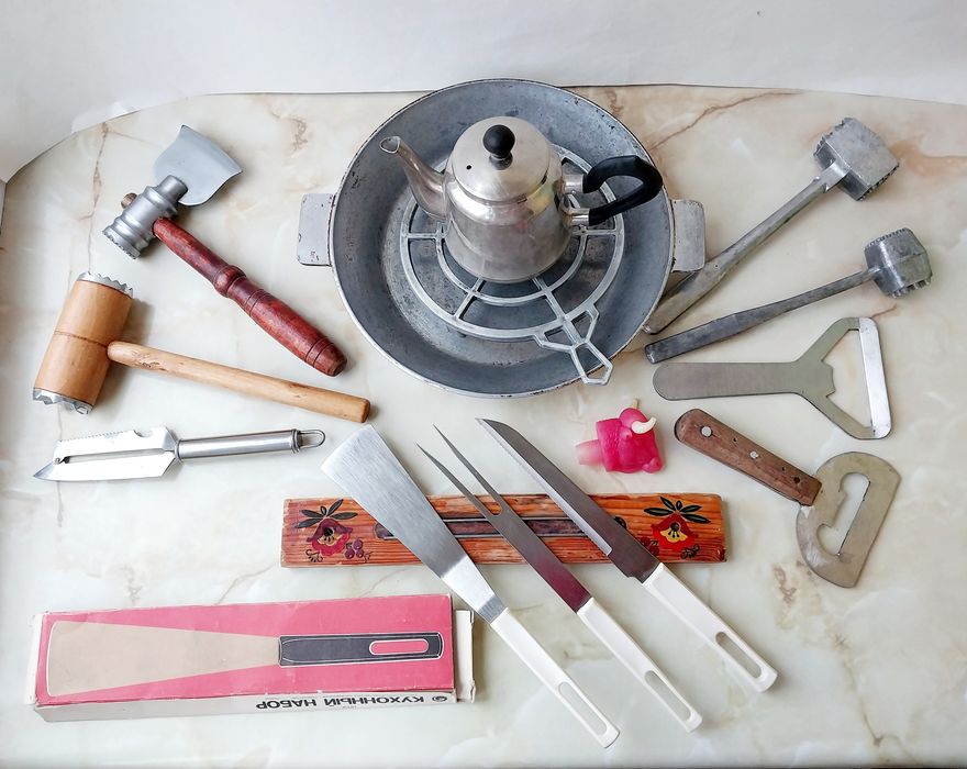 Добротная кухонная утварь времён ссср в кондитерской и кулинарии