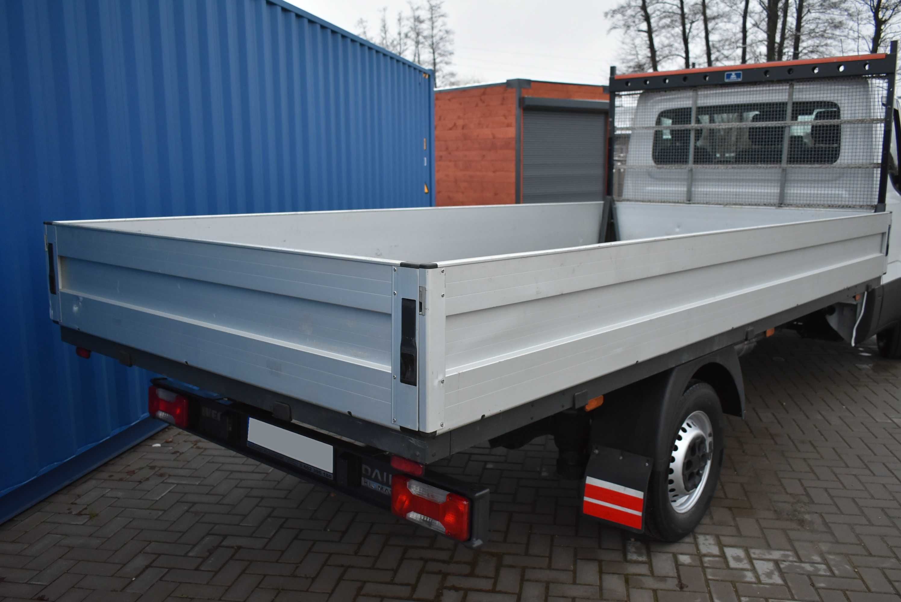 Skrzynia Ładunkowa Iveco 4,4m x 2,1m Paka burty aluminiowe