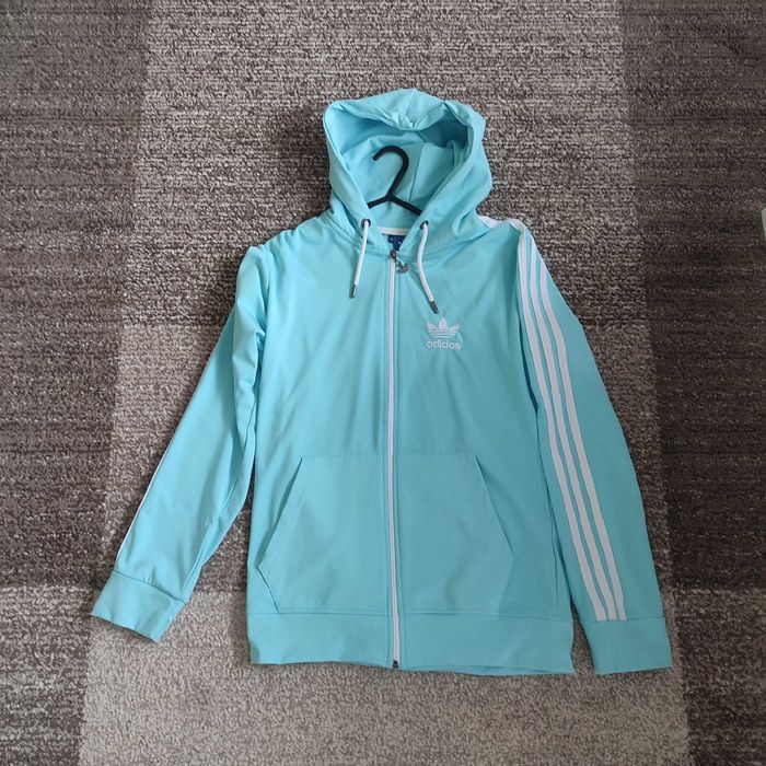 Dres sportowy damski