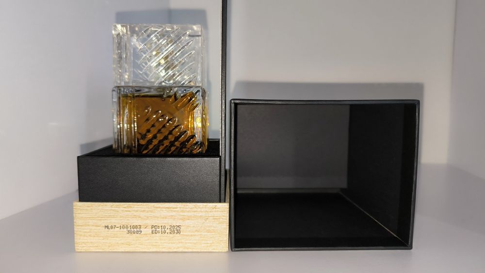 Lattafa Khamrah оригинал, полный флакон