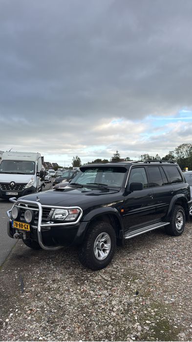 Nissan Patrol Y60 Y61