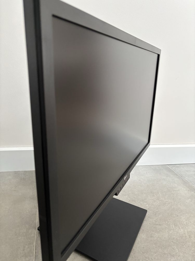 Monitor LG 24GM79G