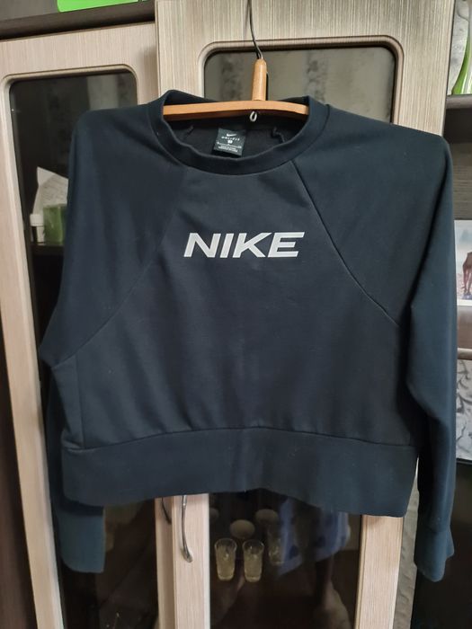 Фирменный свитшот Nike