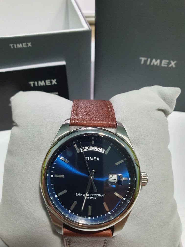 Relogio Timex legacy day date Azul