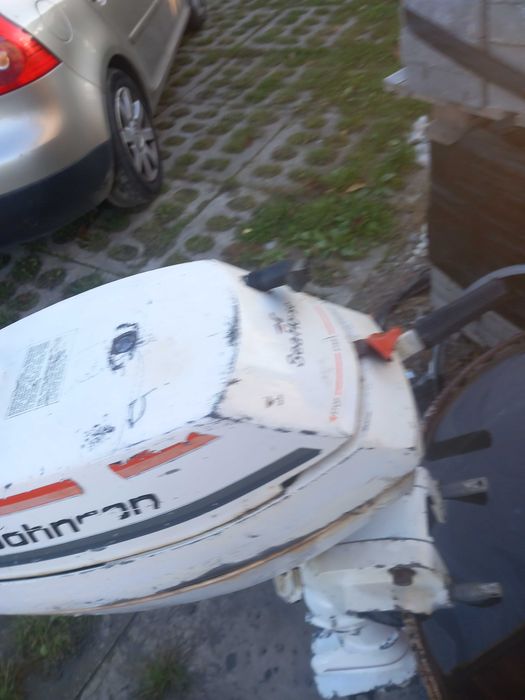 Silnik  zaburtowy  Johnson  4.0