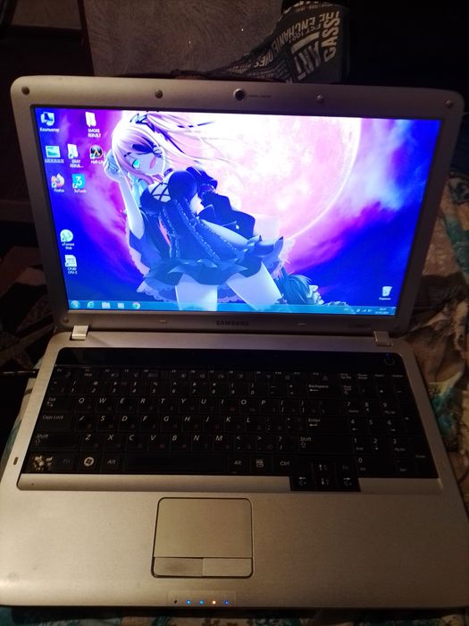 Ноутбук Samsung R530
