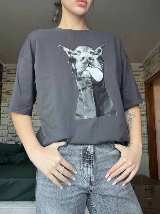 Оверсайз футболка сірого кольору