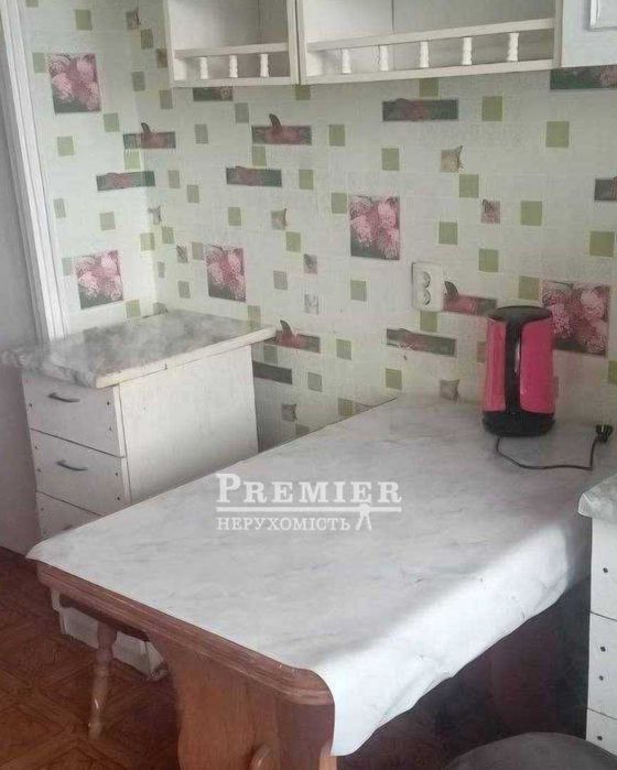 Продам квартиру на Марсельській. Ремонт. Сотовий проект.