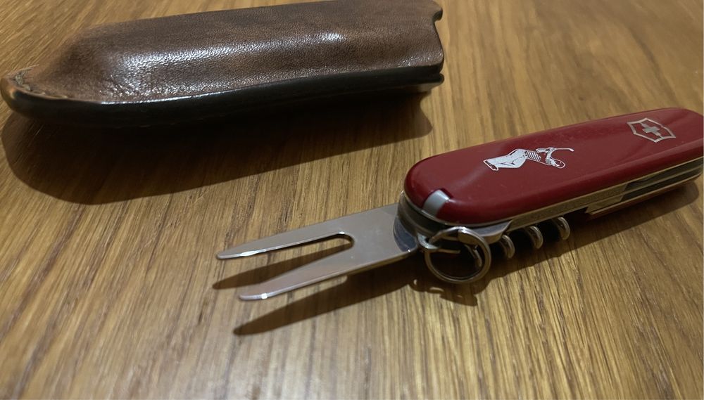 Victorinox Golfer okaz kolekcjonerski skorzane etui