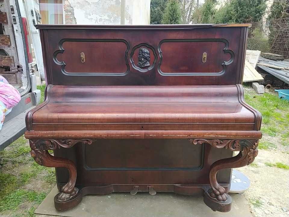 Pianino stare rzezbione antyk
