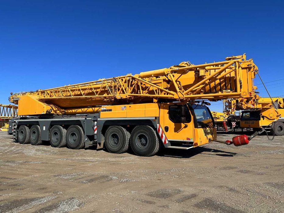 Послуги (оренда) автокрана Liebherr 300 тонн стріла 78 + 38 метрів