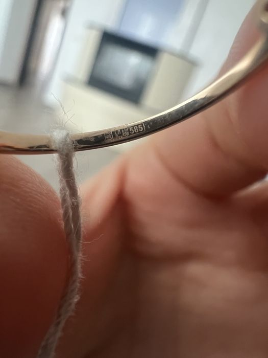 Золоте кільце нове,не носилося.