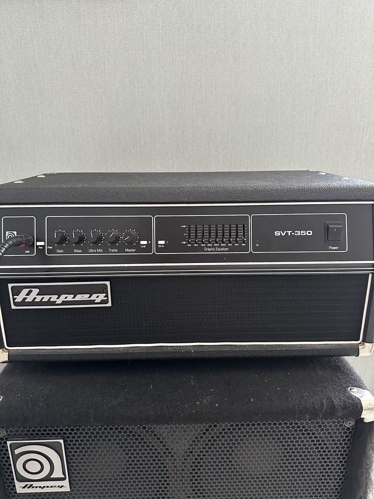 Басовий підсилювач Ampeg SVT-350 Bass та басовий кабінет Ampeg 410 HLF